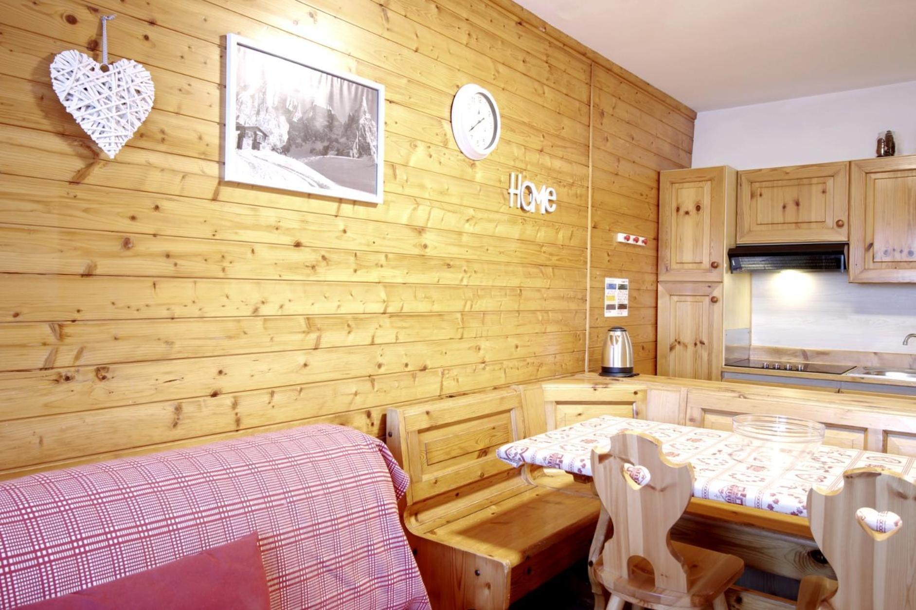 Apartmán La Tana - Agenzia Dolomiti Affitti Cavalese Exteriér fotografie