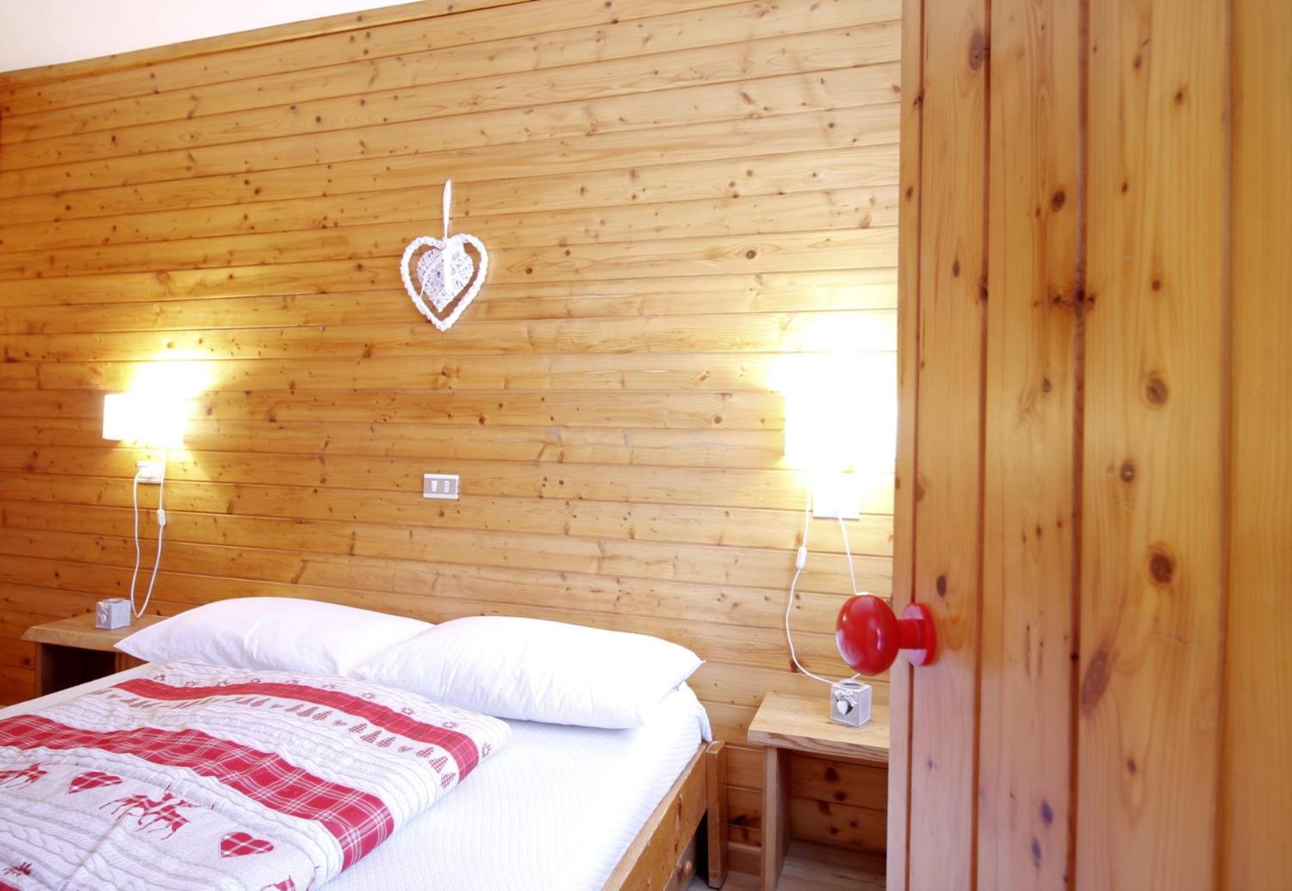 Apartmán La Tana - Agenzia Dolomiti Affitti Cavalese Exteriér fotografie