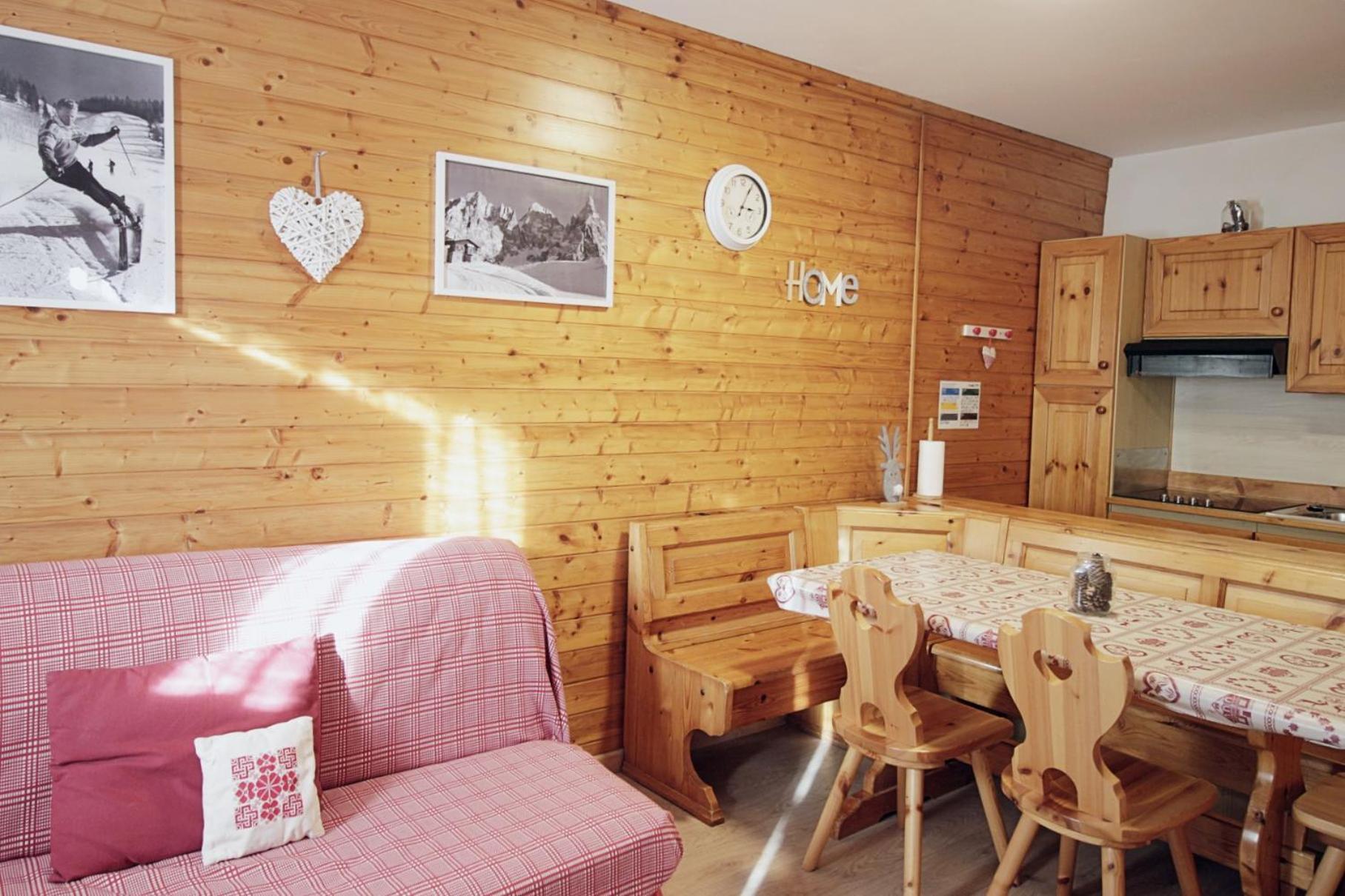 Apartmán La Tana - Agenzia Dolomiti Affitti Cavalese Exteriér fotografie