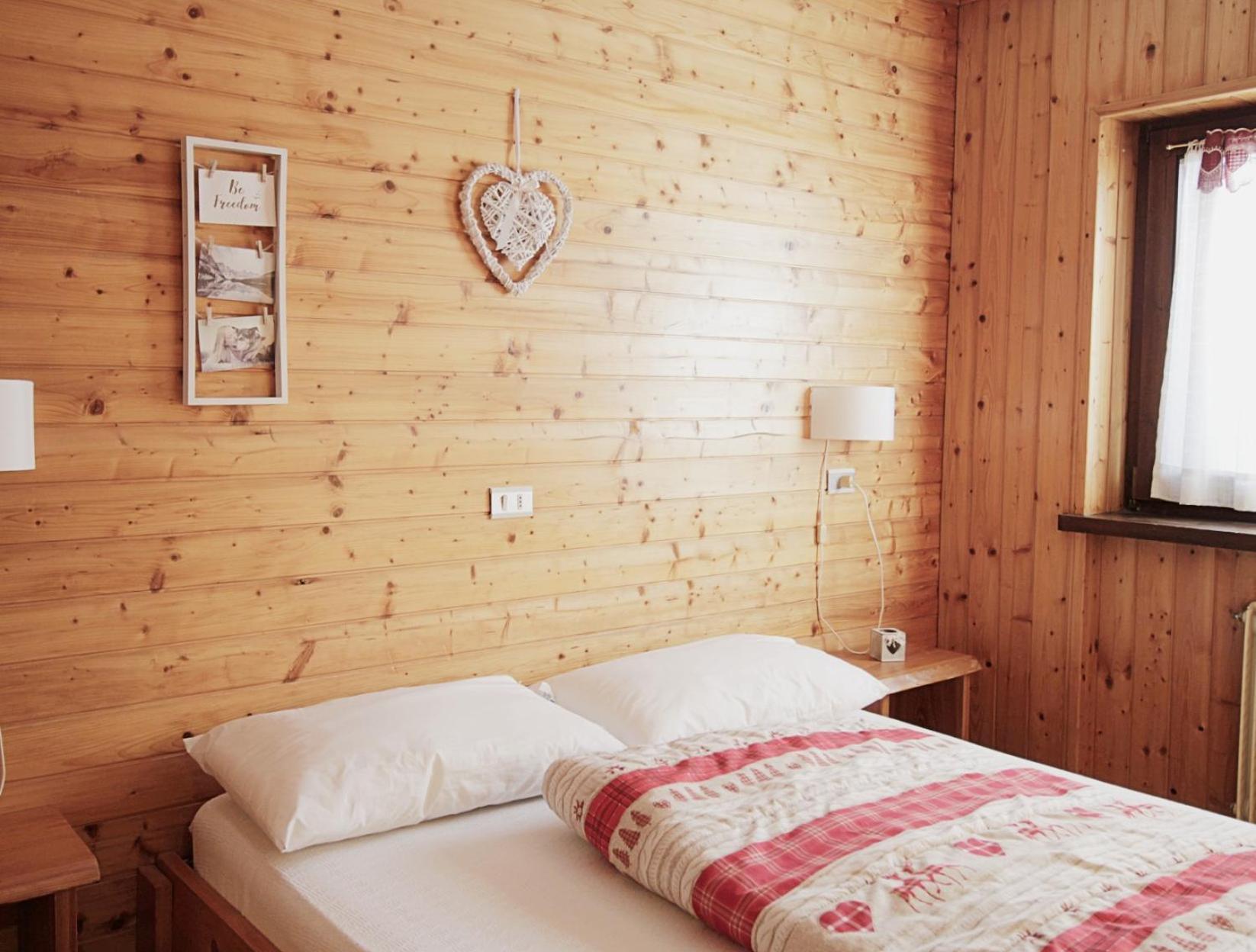 Apartmán La Tana - Agenzia Dolomiti Affitti Cavalese Exteriér fotografie
