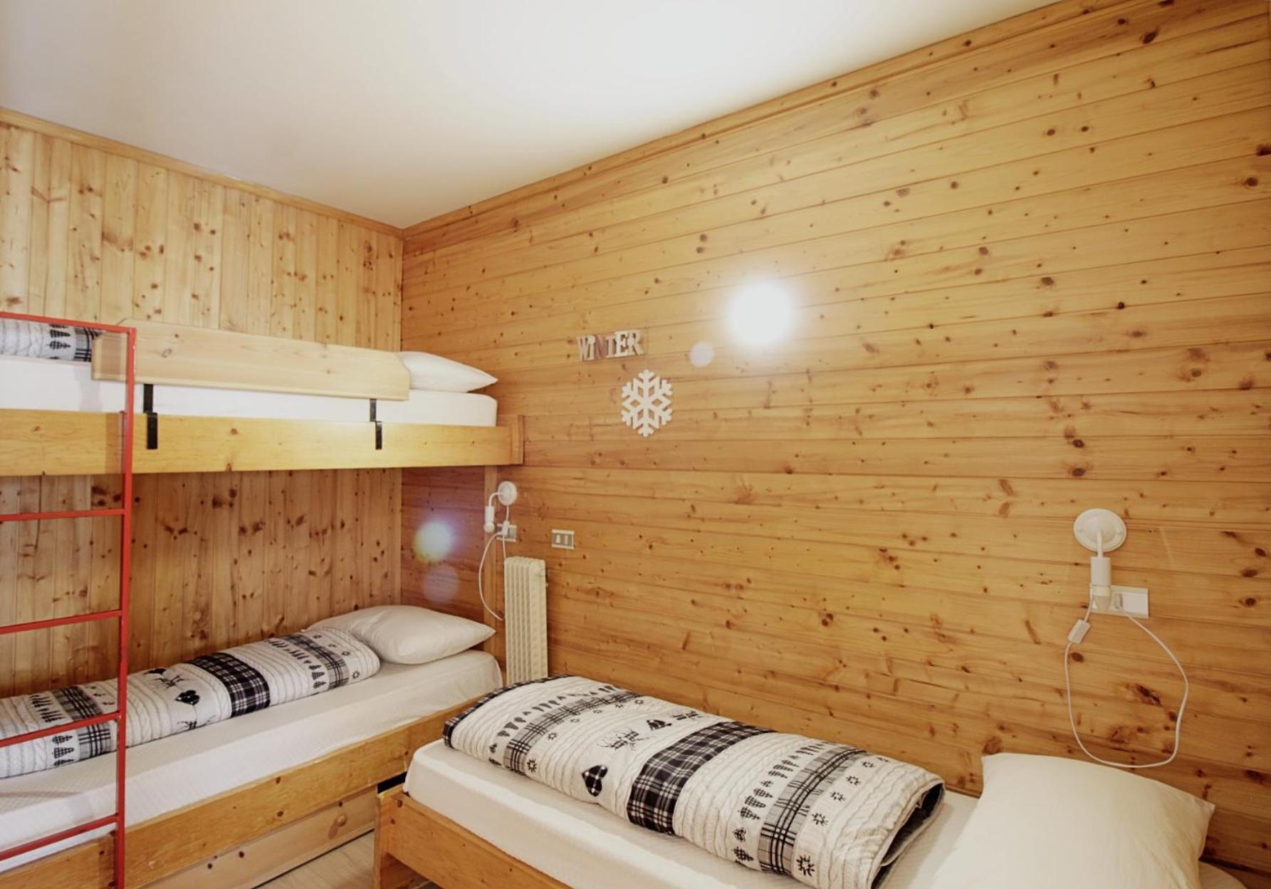 Apartmán La Tana - Agenzia Dolomiti Affitti Cavalese Exteriér fotografie